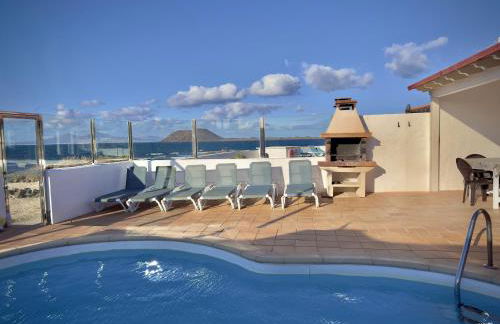 Villa Miranda Los Remos - Photo 1