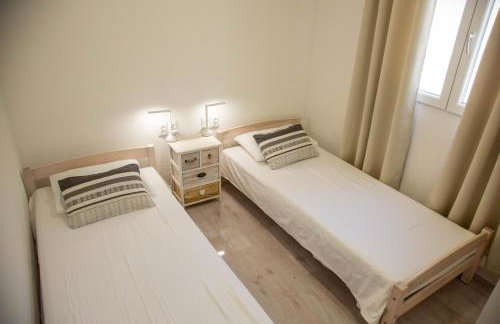 Apartments by the sea Milna, Vis - 8895 - Photo 24