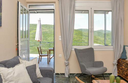 Eagle's nest - Photo 1