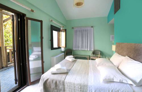 Ικαριων Γη - Photo 34