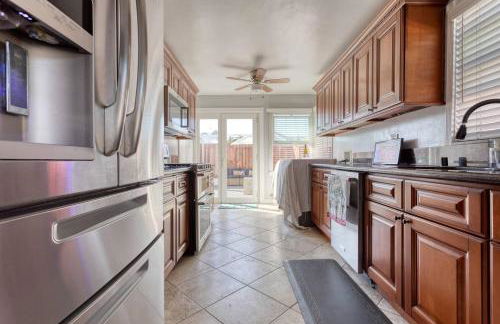 New Belmont Shore Retreat with free Parking Walk to Beaches - Foto 14