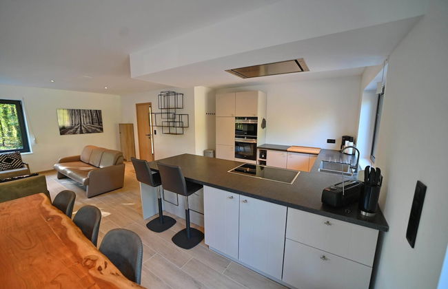 Chalet Near Durbuy With Forest & Hot Tub - Foto 5