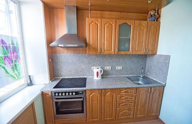 Apartment on Verhneportovaya 2A - Photo 10