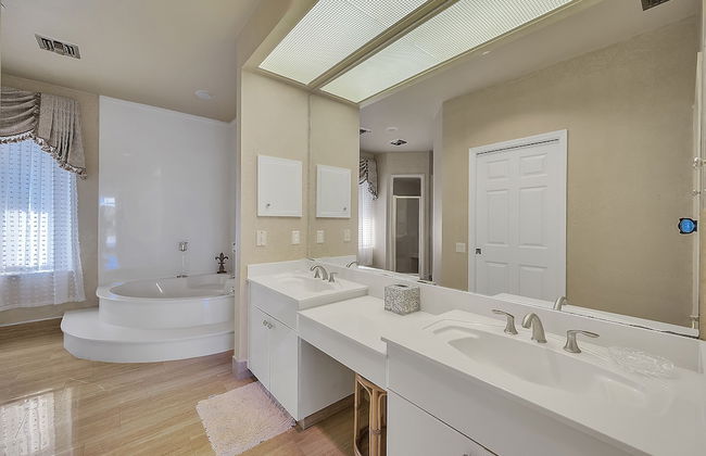 Lighthouse 1124 3 Bedroom Home by RedAwning - Foto 16