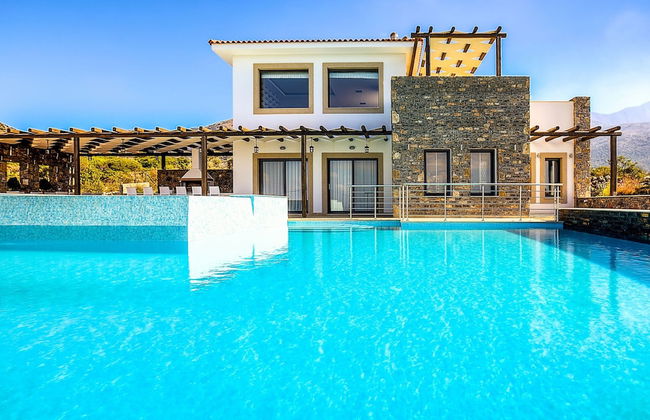 Great Villa, Enormous Pool, Nice Location near Village Sisi - Foto 38