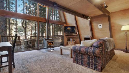 Truckee Cabin Getaway - Sleeps 6 - Foto 4