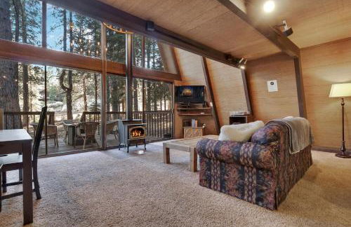 Truckee Cabin Getaway - Sleeps 6 - Foto 4