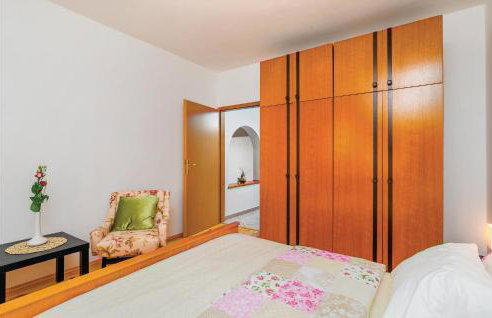 3 Bedroom Cozy Apartment In Nedescina - Foto 27