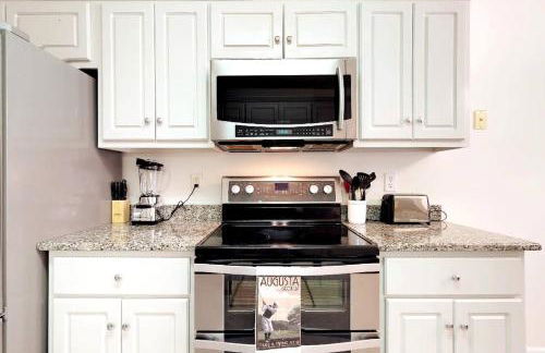 Pet Friendly condo, walk to the Masters - Foto 7