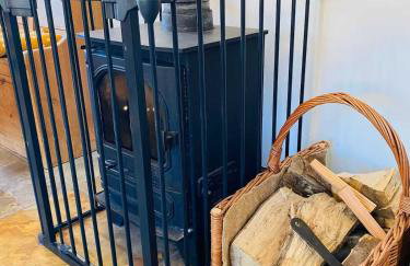 The Little Barn at Roache House Farm - Photo 8