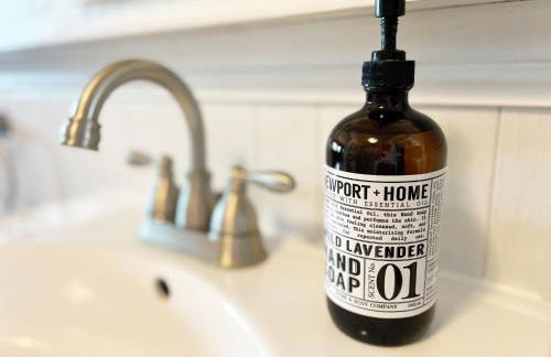 Hill City Haven Downtown Main Street - Foto 18