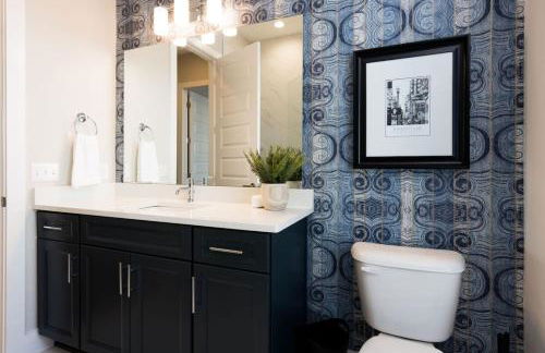 Large Royal Townhome Beautiful Design and Rooftop - Foto 25