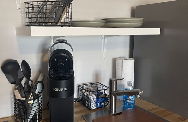 Apartment 202 - Photo 5