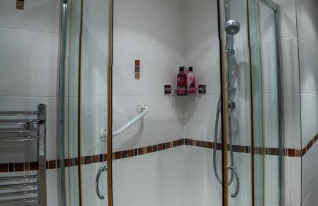 Farnborough Stay - 5 Bedroom - Foto 33