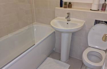 NightRest Homes Orchid NEC Free Parking 2 Toilets - Foto 3