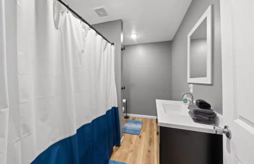 The Big Lake Escape! Sleeps 20! - Foto 6