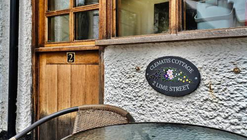 Finest Retreats - Clematis Cottage - Foto 2, Garden, Garden view