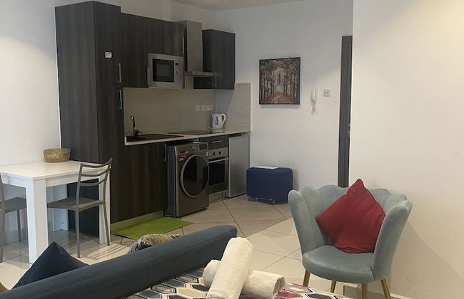 Unique Homes by Embassy Gardens - Photo 24