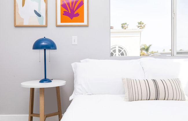 Bay Breeze by Avantstay Bayfront Home w/ Fire Pit & Private Dock in Balboa Peninsula - Foto 8