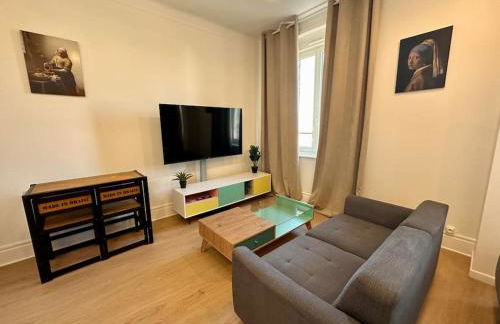 Britich 3D: Suite spa privé, clim, thermal/Artem - Photo 3