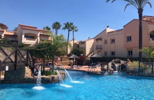 Fantástico Apartamento con vistas al mar zona Club la Costa Castillo Fuengirola - Photo 6