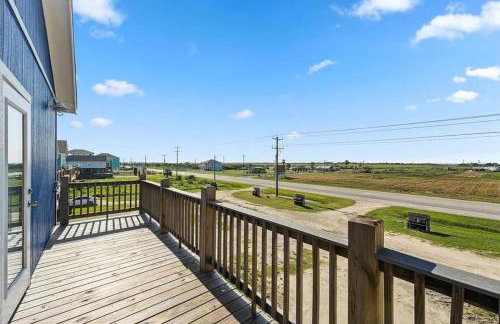 Beachfront Views with 3 bedrooms and 2 bathrooms - Foto 17