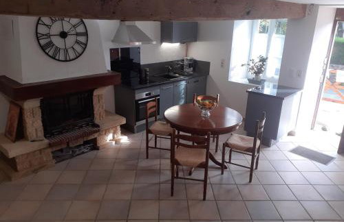 DANS LA MAISON D'A COTE - Foto 3