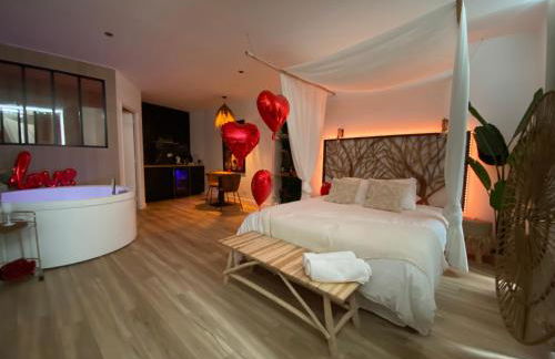 Le Bohème Spa, loveroom à Sète - Foto 24