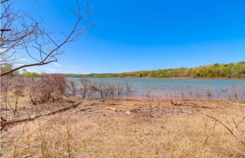 Lakeside Retreat on 10 Secluded Acres - Foto 39