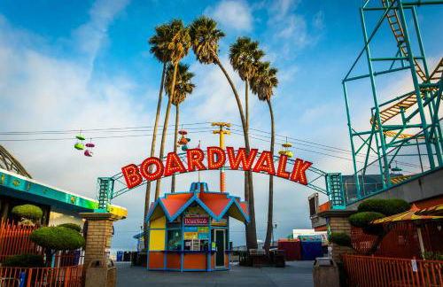 Cowell's Beach Retreat - steps to beach, restaurants, wharf, Boardwalk, shops, fast wifi, surf-in surf-out - Foto 77