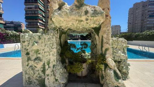 Apartamento vistas al mar y piscina en Alicante By ElConserje - Foto 4