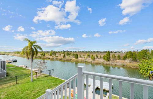 Barbies Dream House kayaks,paddleboard,fenced yard - Foto 22