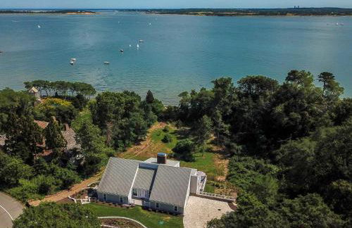 15526 - Luxurious Waterfront Home with Incredible Entertainment Space Secluded on Pleasant Bay - Foto 45