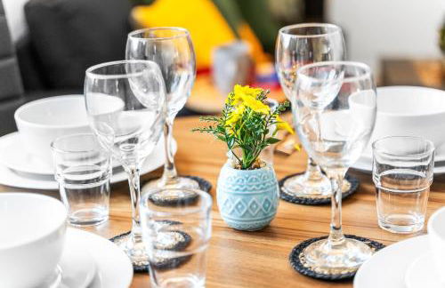 2 Cosy Bedroom Sleeps 6 02 Arena Perfect for Contractors Families and Groups - Photo 39