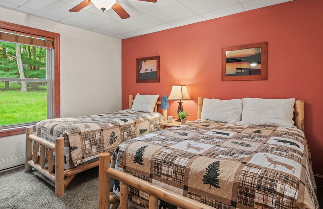 Bear Paw Lodge by Avantstay Hot Tub Deck Fire Pit - Foto 35