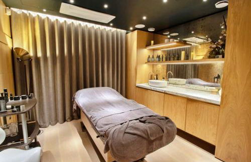 Finest Retreats - The Glass House at The Lakes by Yoo - Photo 52