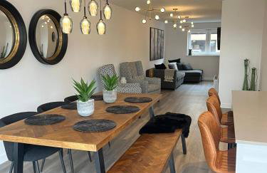 Outstanding 5 Bedroom Townhouse, Canal Views By Valore Property Services - Foto 3