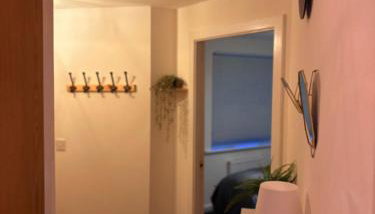 2 bedroom 2 bathroom ground floor apartment in central location - Foto 2