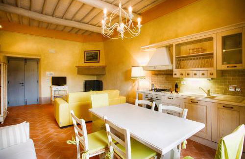 Farmhouse with swimming pool surrounded by greenery just 20 minutes from Arezzo - Foto 27