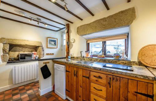 Westside Cottage, Newby Hamlet, Clapham, Yorkshire Dales National Park, Famous Three Peaks, Near The Lake District, Pets Are Welcome, Direct Parking in front of the Cottage & Guest Parking - Foto 29