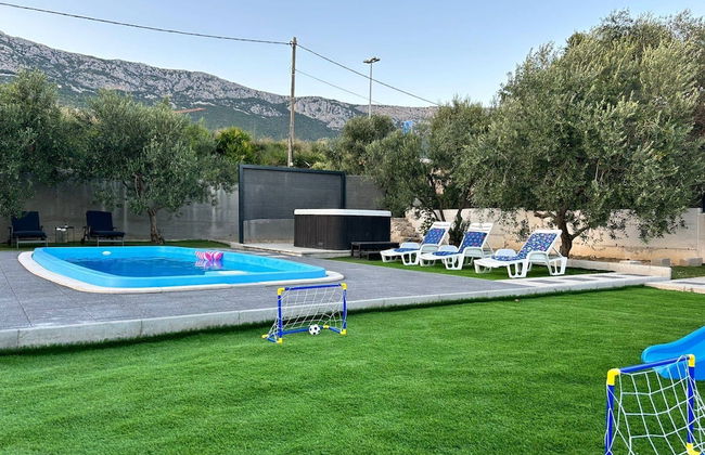 Bright and Tranquil Holiday Home With Pool - Foto 17