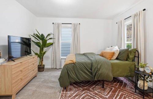 Brand NEW King Suite| Movie/Game Room| Coffee Bar - Foto 12