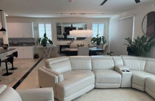 A Tranquil Haven with Elegance - Foto 7