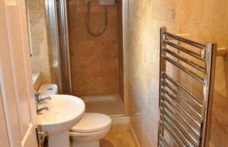 Spacious and bright 1 - bedroom rental unit - Photo 13