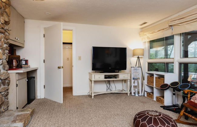 Wintergreen Retreat Jacuzzi Sauna dog Friendly - Foto 12