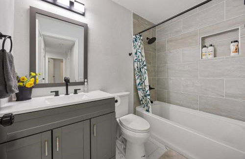 New! Flower Mound Home with Pool and Firepit - Foto 4