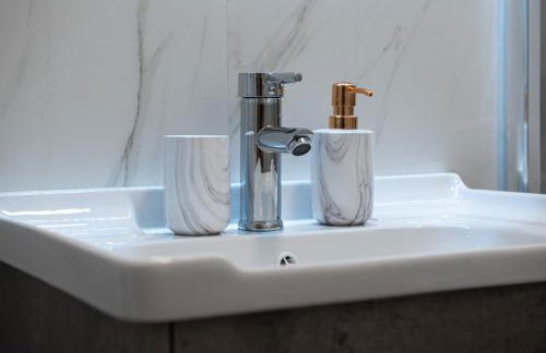 Karma Quality Living City Center with PRIVATE PARKING - Foto 33