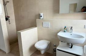 Traum-Ferienwohnung über 2 Etagen mit Sonnenterasse und Seenähe - Foto 7