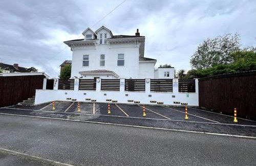 Modern Apartment Off-Road Parking King Bed Suite 1 - Foto 5