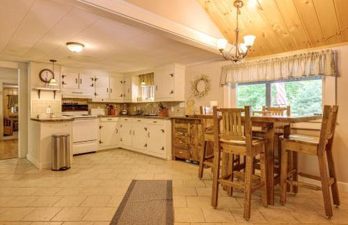 Home with Outdoor Entertainment Area in Ashland! - Foto 8